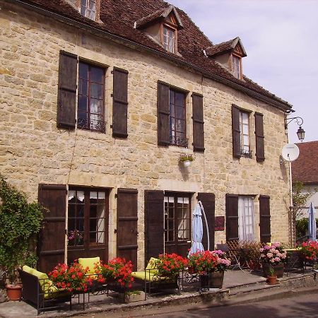Le Petit Dragon Rouge Hotel Miers Luaran gambar