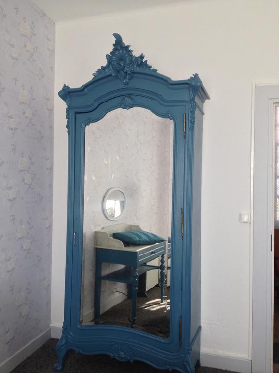 Le Petit Dragon Rouge Hotel Miers Bilik gambar