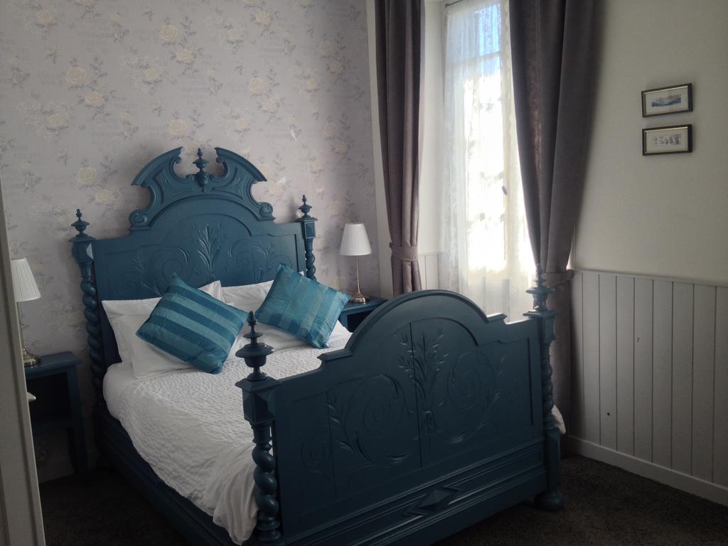 Le Petit Dragon Rouge Hotel Miers Bilik gambar